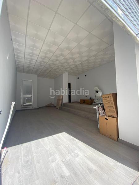 Foto 48ba1691-63d9-4a95-9c80-248dd25ff4a2. Local comercial  en venta en la zona plaza de la amistad. en Lebrija