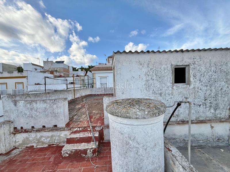 Foto 3855f736-2563-4c53-9a15-edc66ffb36fe. Casa en venta casa en esquina zona parque de la oña, cádiz en Trebujena