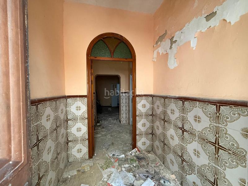 Foto ce15d3f5-9d6d-406a-948a-34332db660b6. Casa en venta casa en esquina zona parque de la oña, cádiz en Trebujena