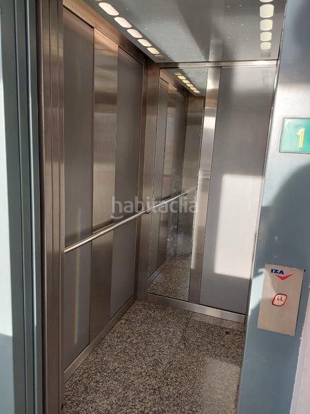 Foto f21cd6fc-b8df-4a30-bb98-e768fddb38e4. Lloguer oficina amb calefacció a Erandio