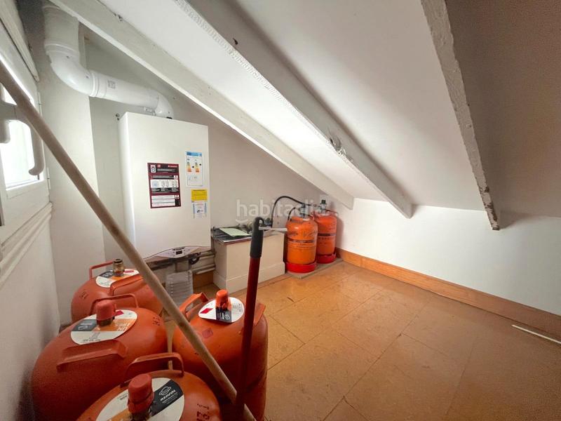 Foto 383fa776-dcac-43e9-97a1-bc0ea7afc58b. Haus mit heizung in Erandio