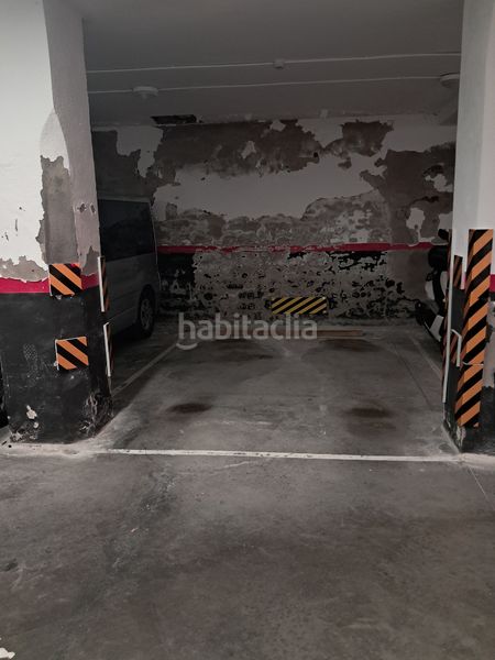 Foto 4d69acf5-78d6-45be-8953-d2c56d603a35. Aparcament cotxe a Erandio