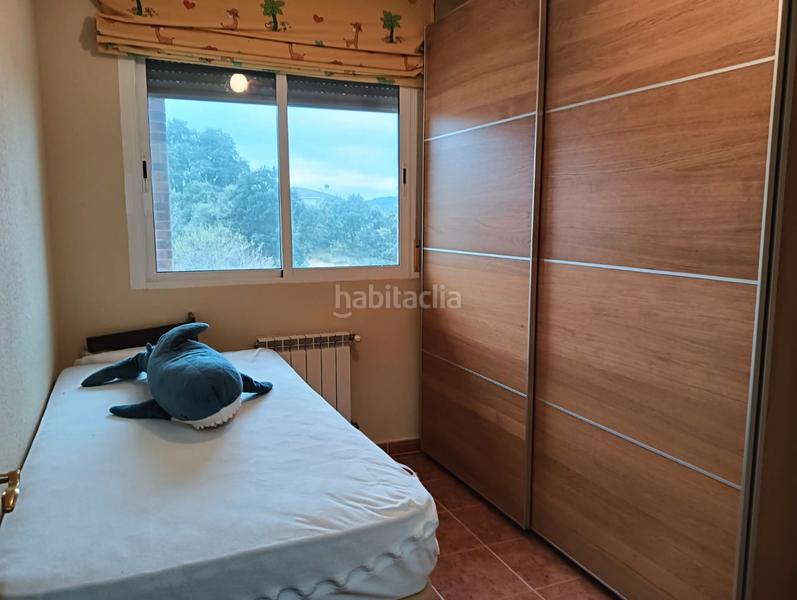 Foto 9a4ee8f7-1a1d-4323-bd3b-d6f6f7d8dcc9. Xalet a calle monte rebollo 5 a Fuentenovilla