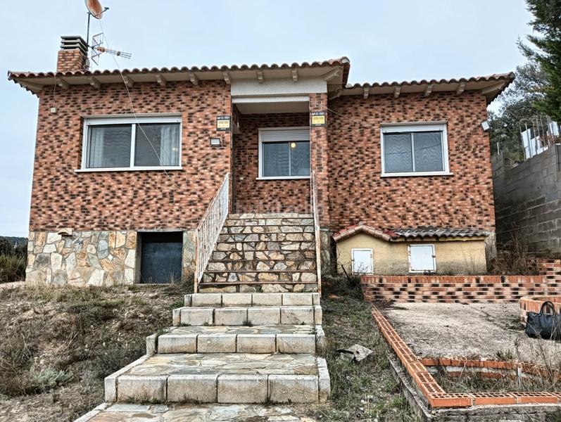 Foto d8d8ee70-ae6a-423e-9f43-01ed925af566. Xalet a calle monte rebollo 5 a Fuentenovilla