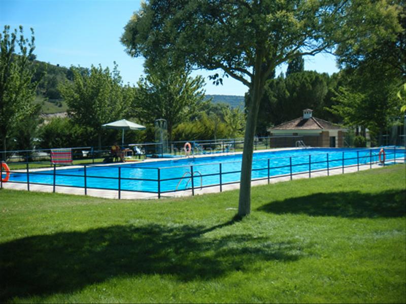 Foto 479b6ddb-b7db-4ad3-a017-7aecfdac3883. Terreno residenziale in calle almendros 32 in Hontoba