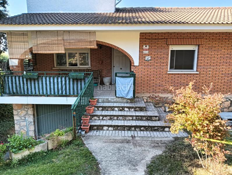 Foto 3bd25096-4fd9-4967-96ce-ef9d3f6965c0. Chalet in urbanizacion las fuentes 813p in Fuentenovilla