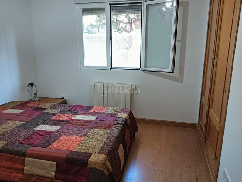 Foto b86e7715-d4cd-427b-9ae2-8db0a6467f11. Chalet in urbanizacion las fuentes 813p in Fuentenovilla