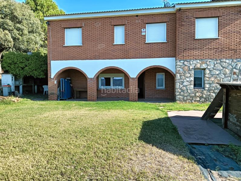 Foto d7ff5250-eb5f-40d0-a042-653de0598bf7. Chalet in urbanizacion las fuentes 813p in Fuentenovilla