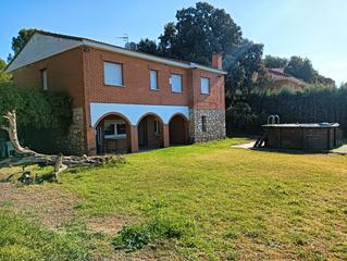 Xalet en Urbanizacion las fuentes 813p. Estupendo chalet con piscina