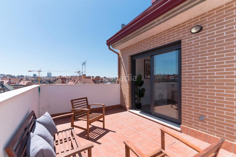 Foto 4801c172-c487-4205-86e7-83371e01d68c. Location attique avec parking dans Valdeacederas Madrid