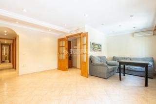 Pis en Santa Rosa - Valdeolleros. Piso en venta en cordoba