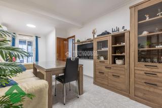 Pis a Santa Rosa - Valdeolleros. Piso en venta en cordoba