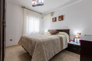 Pis a Santa Rosa - Valdeolleros. Piso en venta en cordoba