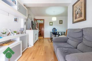 Appartement à Santa Rosa - Valdeolleros. Piso en venta en cordoba
