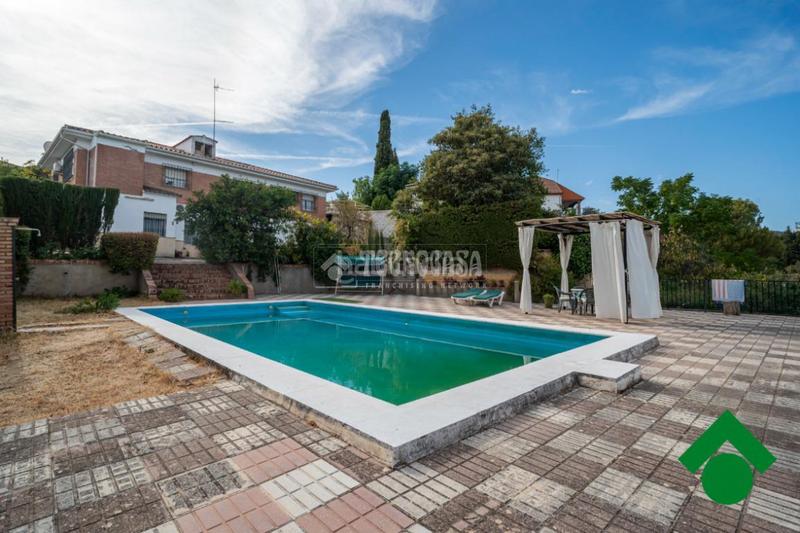 Foto 5bbf7fdf-aba5-4e53-87d4-9e743df9eddc. Maison avec chauffage piscine dans El Brillante -El Naranjo - El Tablero Córdoba