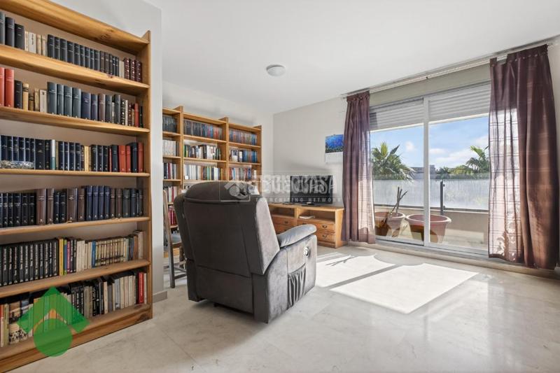 Foto 01a4ac60-690d-48c7-9b0a-525bd53deb7b. Pis a Huerta de la Reina - Trassierra Córdoba