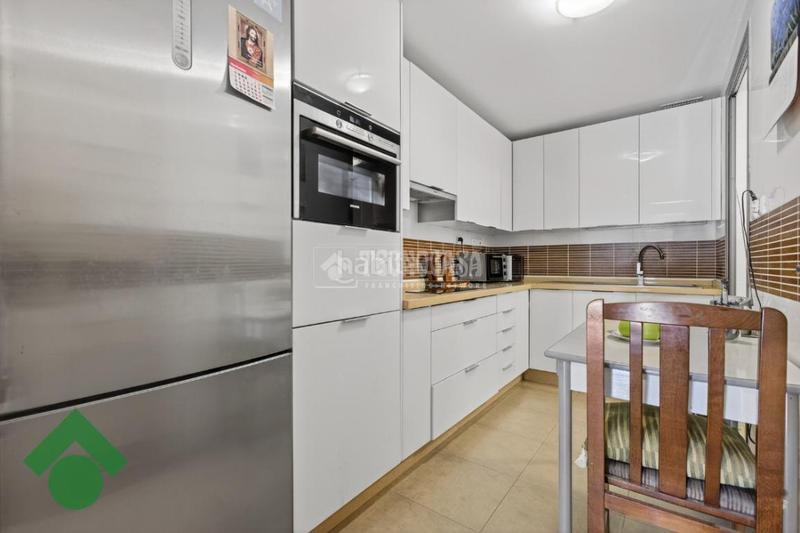 Foto d6ba2a0b-0c68-4e0d-9fc3-43d3bee9b73a. Pis a Huerta de la Reina - Trassierra Córdoba