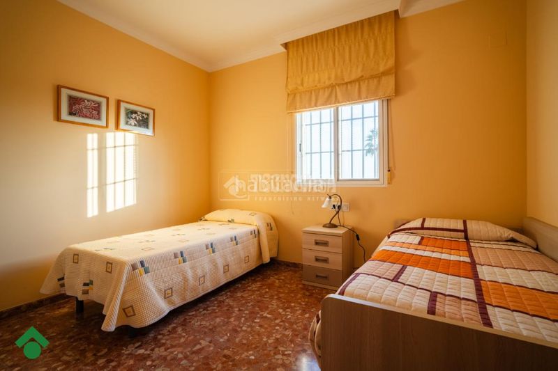 Foto 289b52e2-34fc-41ea-a57c-20ab3f054815. Casa amb aparcament a El Higuerón Córdoba