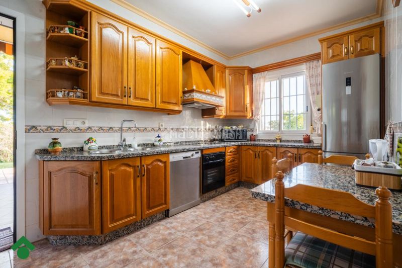 Foto 3b80da8f-bd14-4411-a134-4d39a593e793. Casa amb aparcament a El Higuerón Córdoba