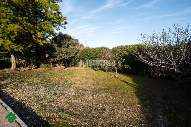 Foto 4050aeb8-6c88-4684-a033-fa8c4f63c189. Casa amb aparcament a El Higuerón Córdoba