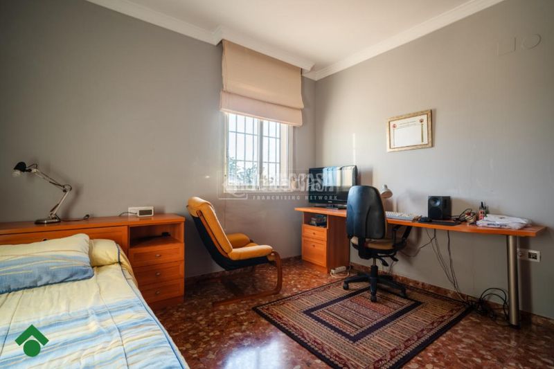 Foto 8f39a92f-b108-4d98-add5-4c29a5da1942. Casa amb aparcament a El Higuerón Córdoba