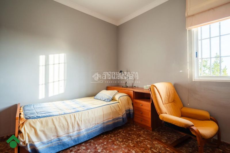 Foto a4ab133d-de32-4570-a47e-f9de0caecf30. Casa amb aparcament a El Higuerón Córdoba