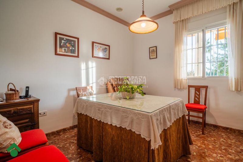 Foto bebd59a4-9e54-4587-92e2-c447ffefbffb. Casa amb aparcament a El Higuerón Córdoba