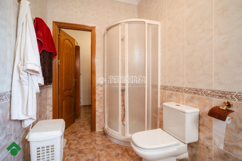 Foto de251cd2-7303-4796-b21c-7effeb27d6e9. Casa amb aparcament a El Higuerón Córdoba