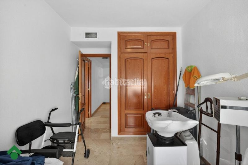 Foto 1e8267c6-8b32-4bad-be43-08e7e4388aaf. Pis amb calefacció aparcament a Tablero Bajo - Arruzafilla Córdoba