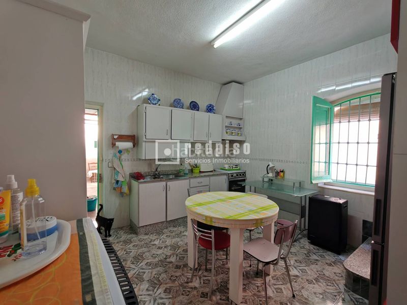 Foto 5a84f982-c1b4-4d62-861d-dcba7f87ea3b. Casa a Mula