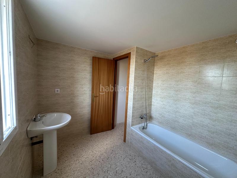 Foto 70339114-6d69-4bdf-9176-1b9b8e4a4731. Haus mit parking in Consolación Utrera