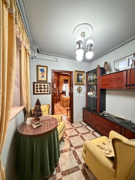 Foto 84204501-37af-41d3-b59f-79d5382ad2e8. Erdgeschoss in Centro Utrera