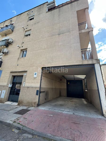 Foto d7d50e83-441d-43ae-a8dd-cd68e832ca89. Flat in Estación - La Fontanilla - El Tinte Utrera