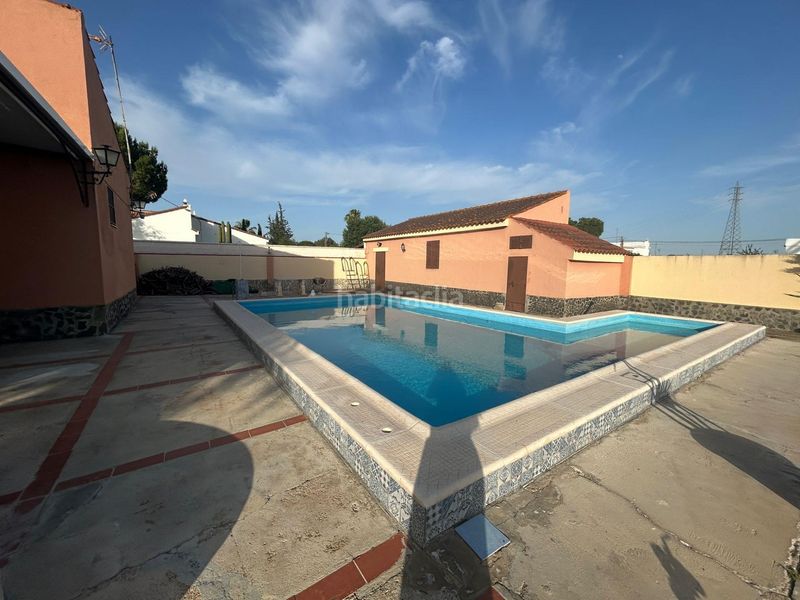 Foto a73b42e0-f6da-4c3e-af2e-d3361eb5fd25. Casa in Pedanías Norte Utrera