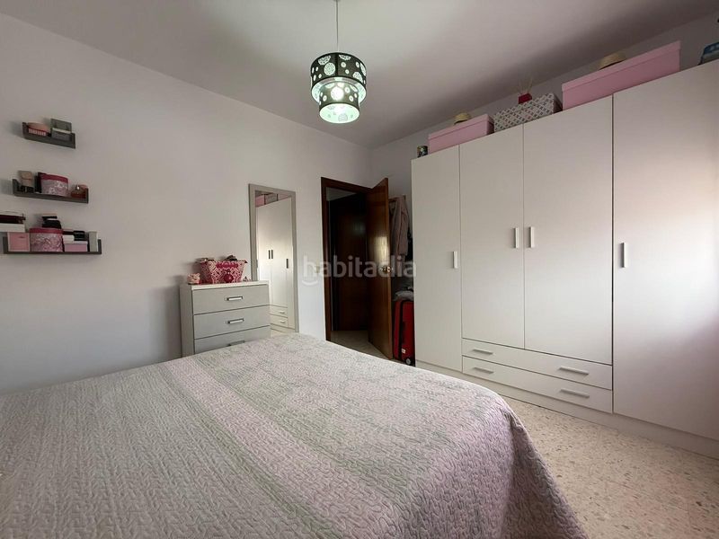 Foto 399c0d96-0abc-4e61-ad18-b77a5ecf8956. Piso  con piscina garaje y trastero. en Salesianos Utrera