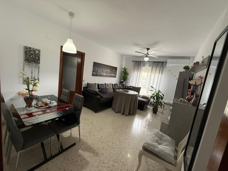 Foto 98ed540b-e7ce-4cf3-b184-d1f2b2886ca9. Piso  con piscina garaje y trastero. en Salesianos Utrera
