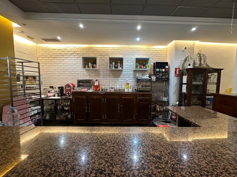 Foto ee3714e0-3395-4c5c-8fd0-c7d87f43996a. Casa a Centro Utrera