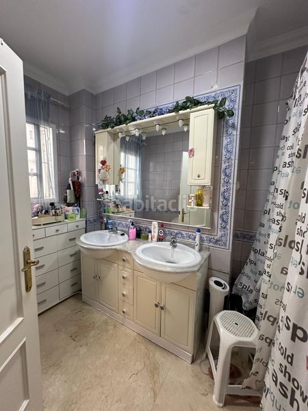 Foto f3fe78c8-bfd3-49fb-b029-54a6e2801c98. Casa a Centro Utrera
