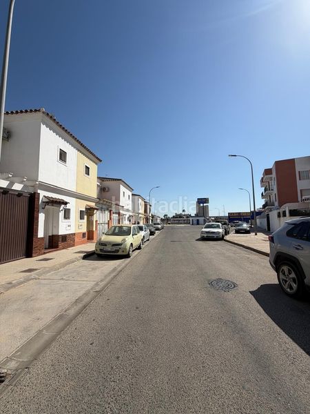 Foto 413e7116-cf73-433a-a6b1-c383af1b0863. Casa amb aparcament a Torre Cruz - Los Molinos Utrera