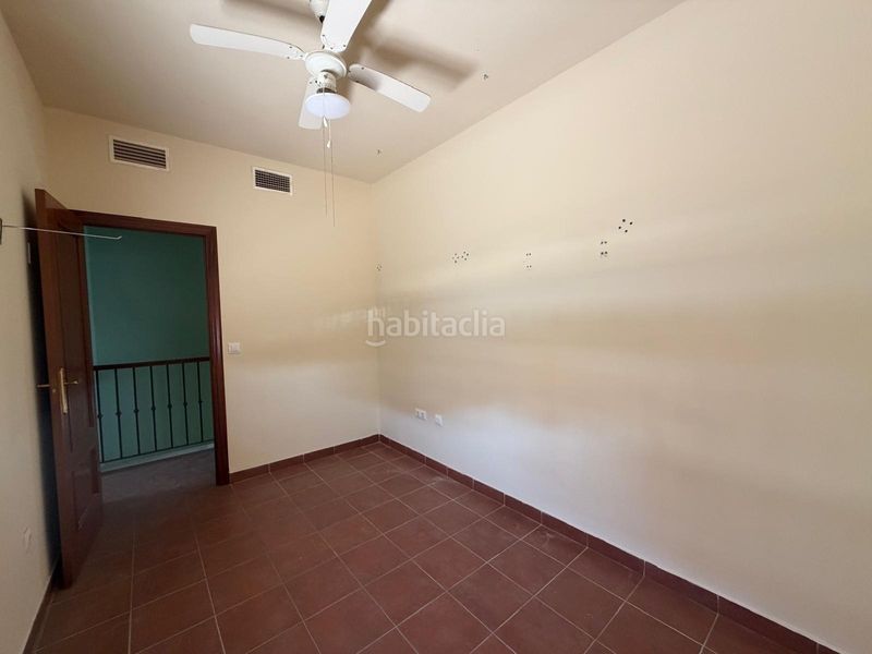 Foto 47fa978d-5100-4ff5-b96c-012a94aa7d9b. Casa amb aparcament a Torre Cruz - Los Molinos Utrera