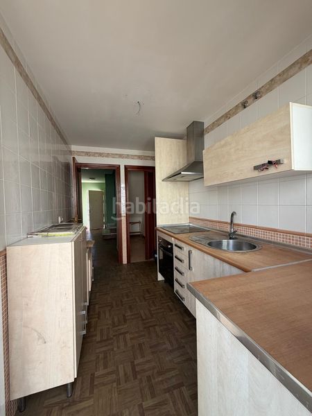 Foto 4a1d85cb-b339-4920-bca7-b8d3d23a5a6e. Casa amb aparcament a Torre Cruz - Los Molinos Utrera