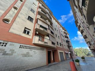 Appartamento in Salesianos. Piso con ascensor y garaje.