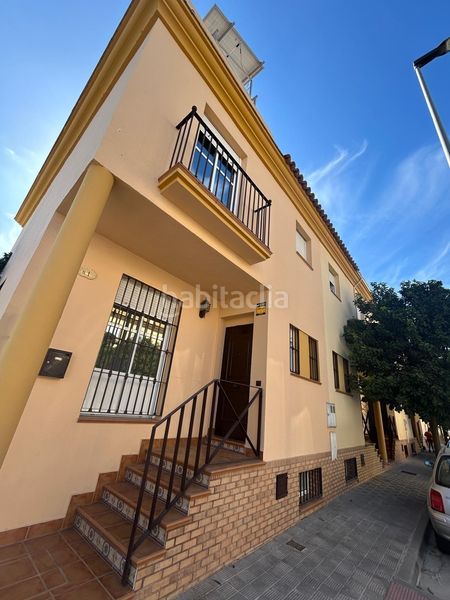 Foto b37c747a-2646-4abb-897f-7aa2a0eec6fe. Casa  adosada en Torre Cruz - Los Molinos Utrera
