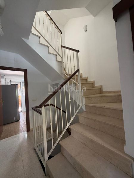 Foto c32ed564-c582-48b2-9270-77b0a207a9f2. Casa  adosada en Torre Cruz - Los Molinos Utrera