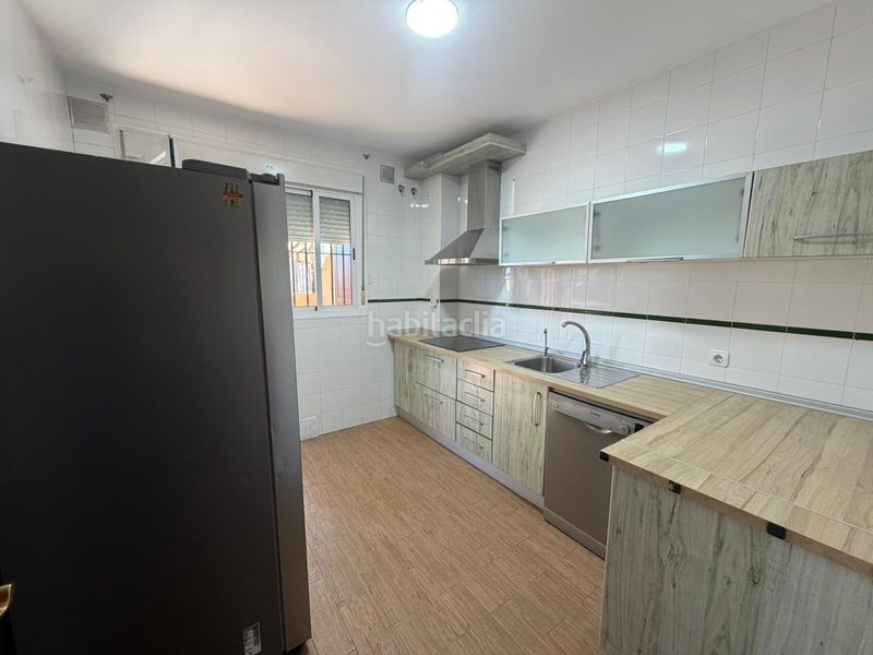 Foto c3ac1538-452c-45ed-8750-e6ed8798324e. Casa  adosada en Torre Cruz - Los Molinos Utrera