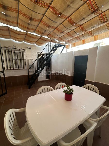 Foto 358f4aed-413a-40f6-b601-c11c11bc47e3. Casa a Salesianos Utrera