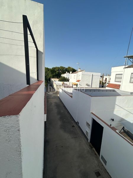 Foto 6063e66f-e298-41d6-83eb-bfccb21523fb. Casa a Salesianos Utrera
