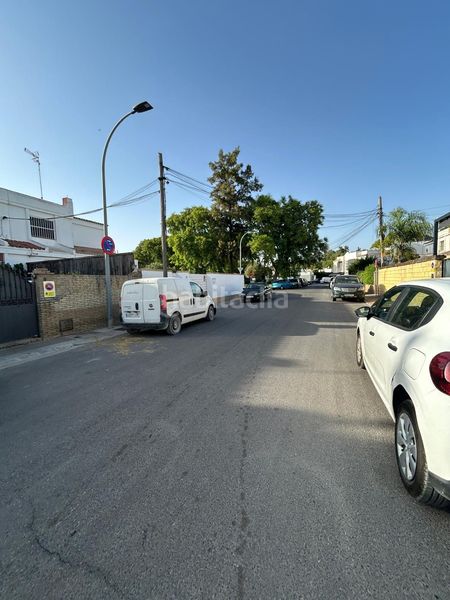 Foto cdf11dd0-6de2-4a66-a406-485ef437a9ef. Casa a Salesianos Utrera