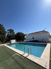 Masia a Pedanías Norte. Parcela rústica