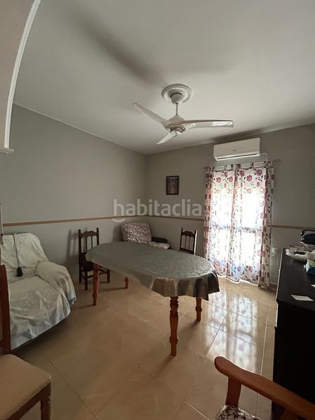 Foto d15deb69-1aa9-4fca-837f-43fd88837c00. House in Las Torres - Constelaciones Utrera